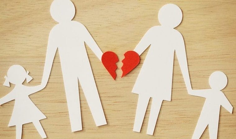Paper Family Chain Cut Off — Divorce, Dispute — Dispute Resolution in Port Macquarie, NSW